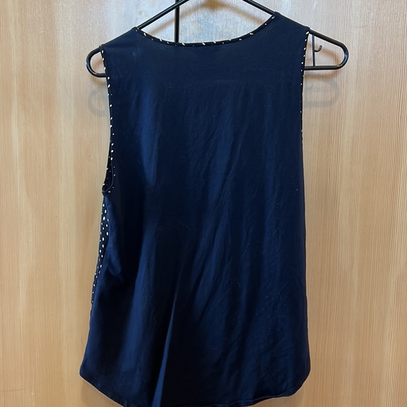 Ann Taylor sleeveless blouse - Picture 2 of 2